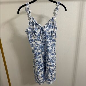 Blue and White Floral Ruffle Dress pink lilly never worn